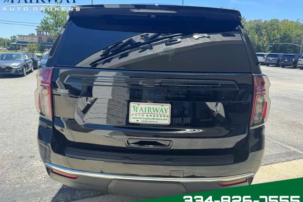 2022 Chevrolet Tahoe LT photo 1