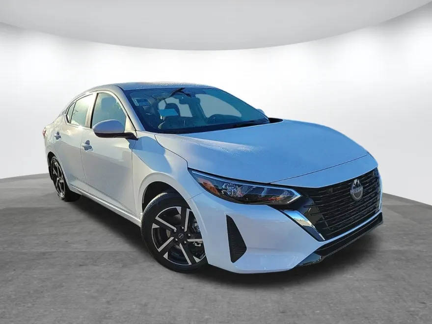2025 Nissan Sentra SV photo 1
