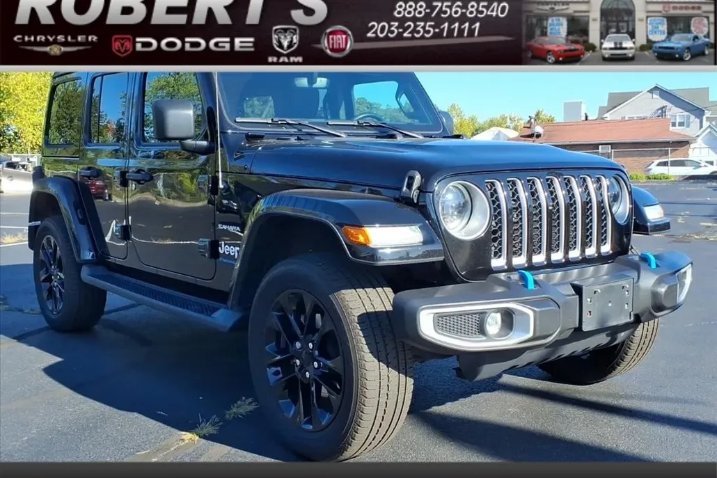 2023 Jeep Wrangler 4xe Sahara photo 1