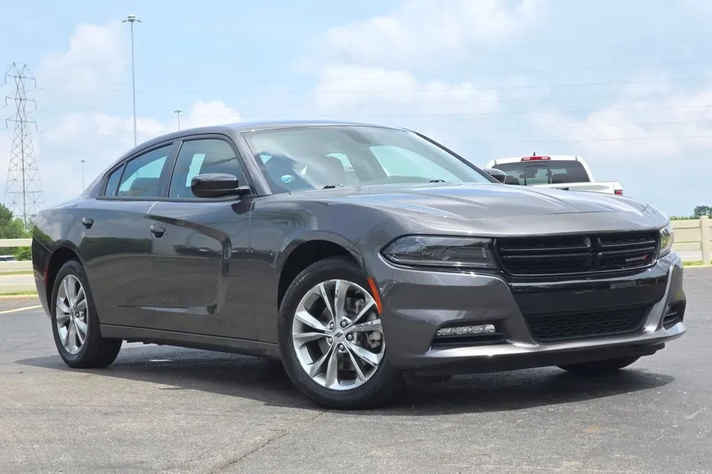 2023 Dodge Charger SXT photo 1