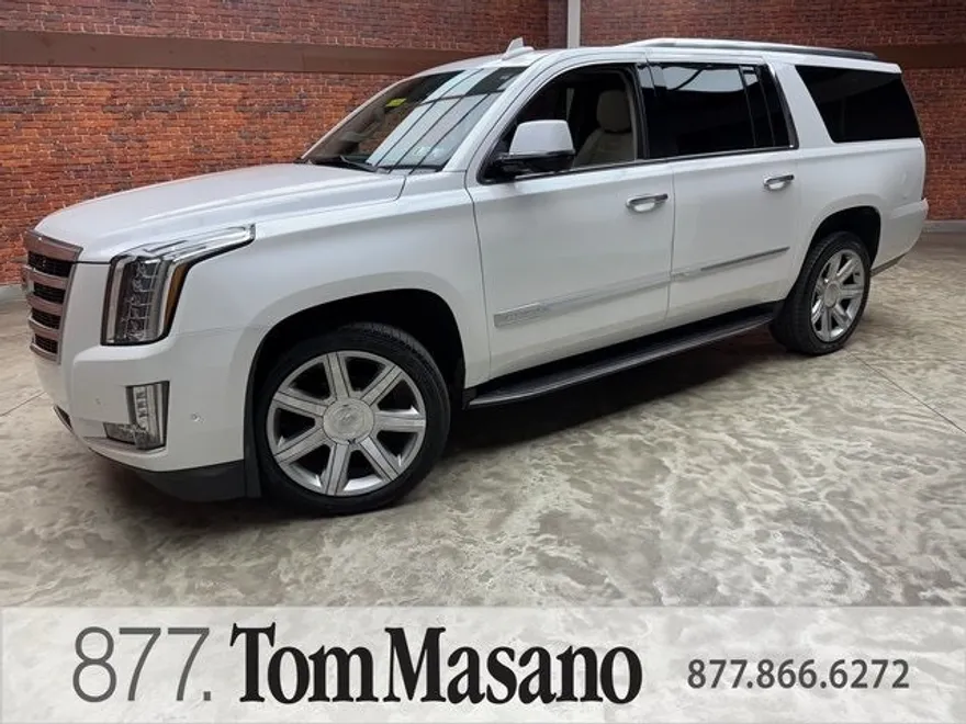 2020 Cadillac Escalade ESV Premium Luxury photo 1