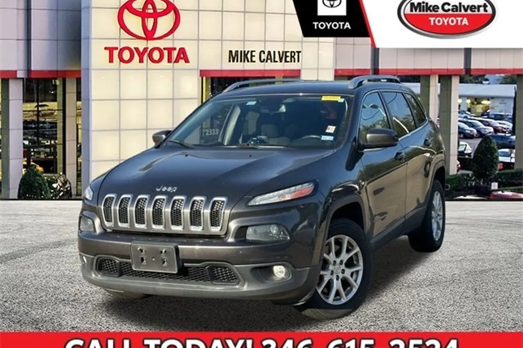 2017 Jeep Cherokee Latitude photo 1