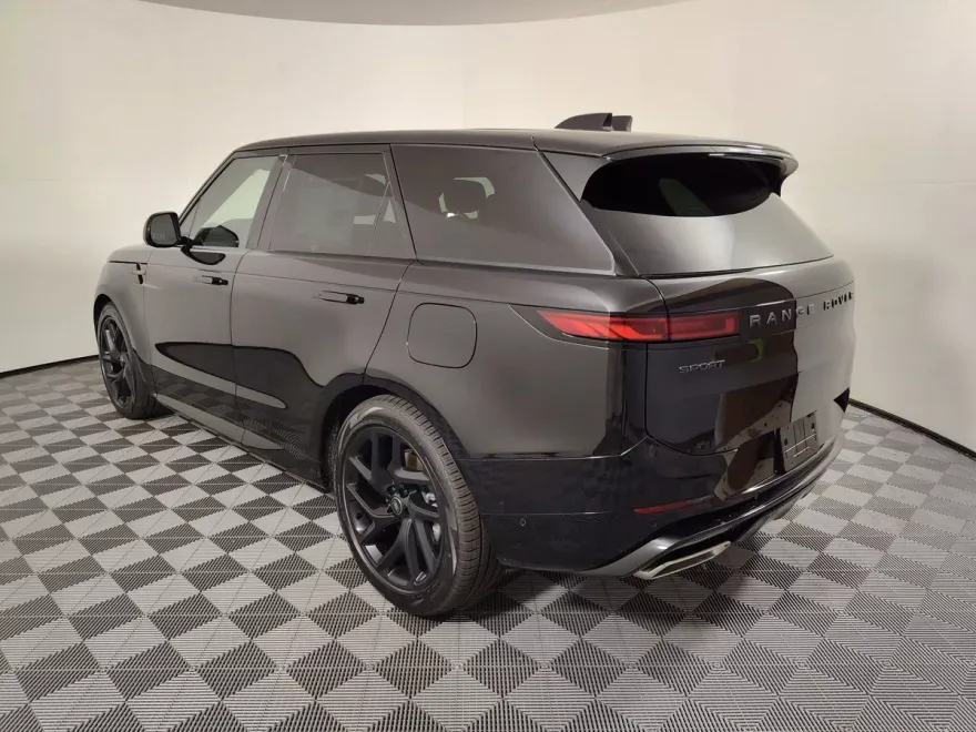 2025 Land Rover Range Rover Sport SE photo 1
