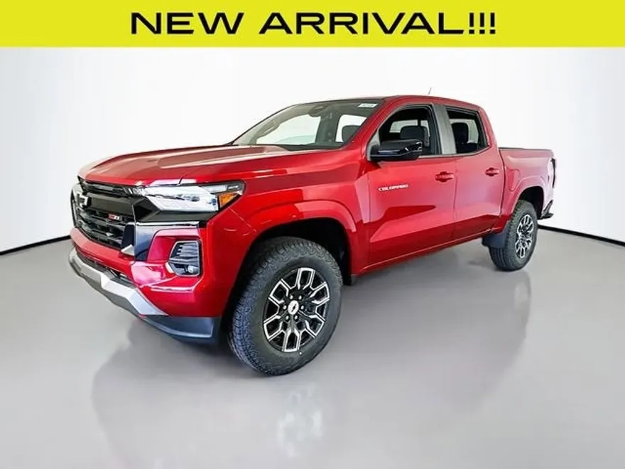2026 Chevrolet Colorado Z71 photo 1
