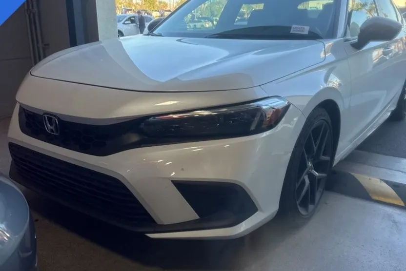 2023 Honda Civic Sport photo 1