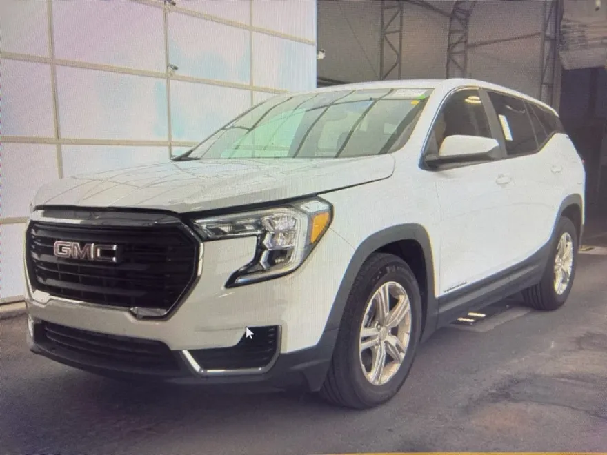 2024 Gmc Terrain SLE photo 1