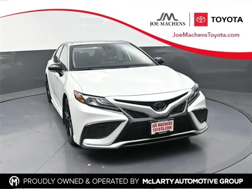 2023 Toyota Camry XSE photo 1