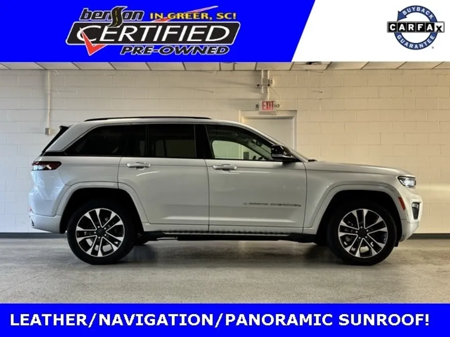 2022 Jeep Grand Cherokee Overland Sport photo 1