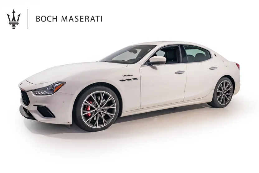 2022 Maserati Ghibli Modena Q4 photo 1