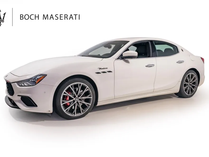 2022 Maserati Ghibli Modena Q4 photo 1