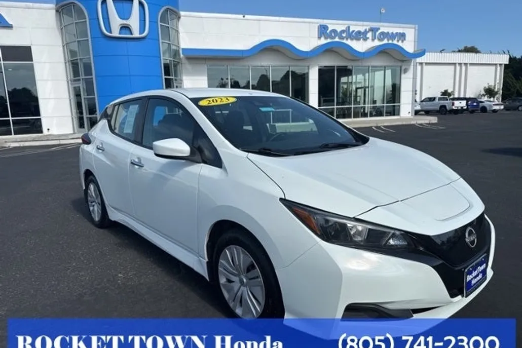 2023 Nissan Leaf S photo 1