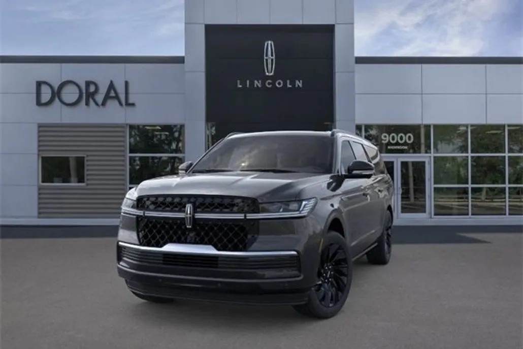 2025 Lincoln Navigator L Reserve photo 1