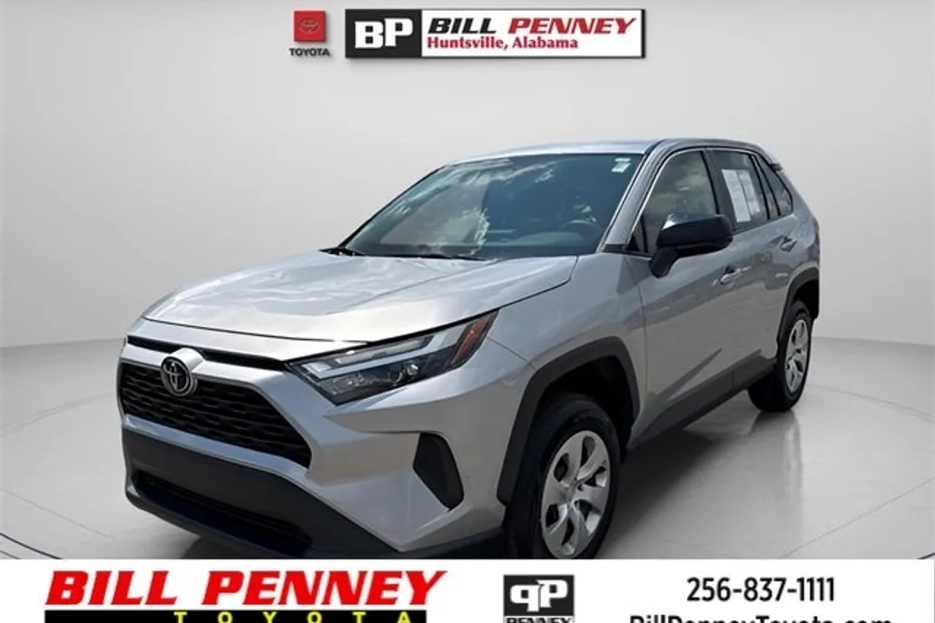 2024 Toyota RAV4 LE photo 1