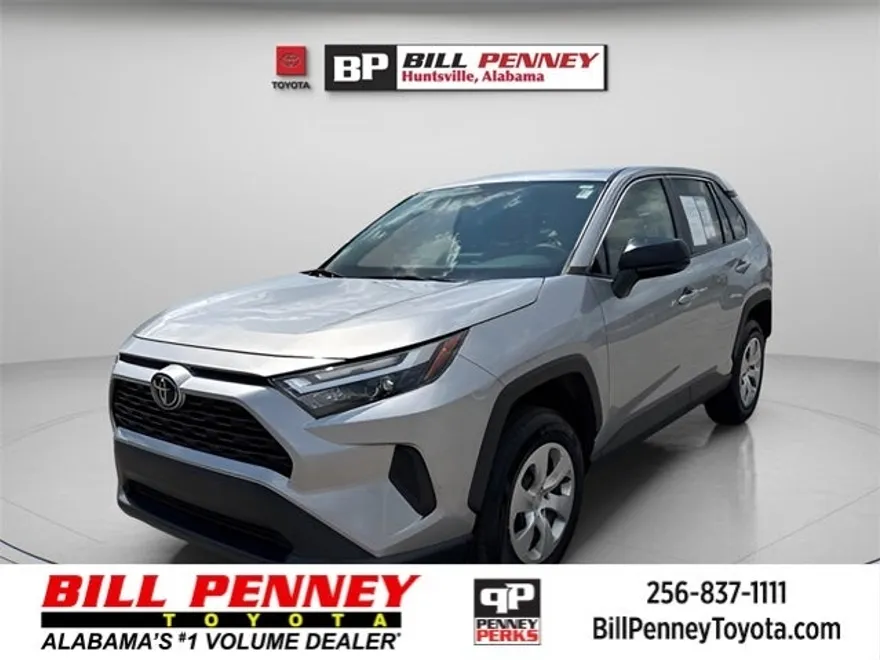2024 Toyota RAV4 LE photo 1