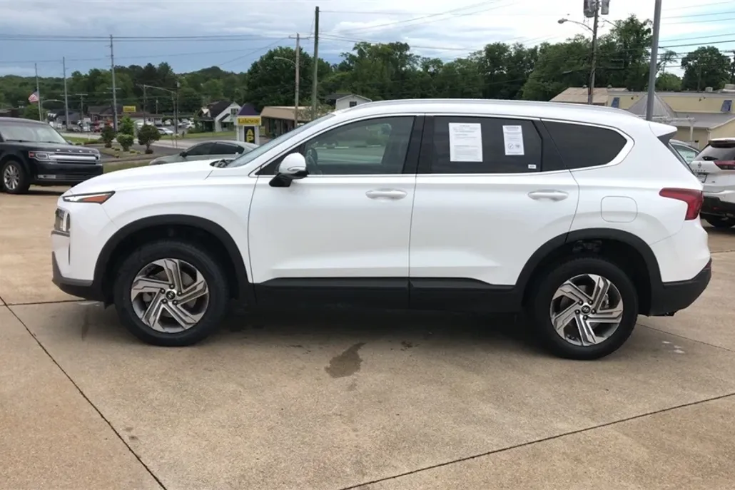 2023 Hyundai Santa Fe SEL photo 1