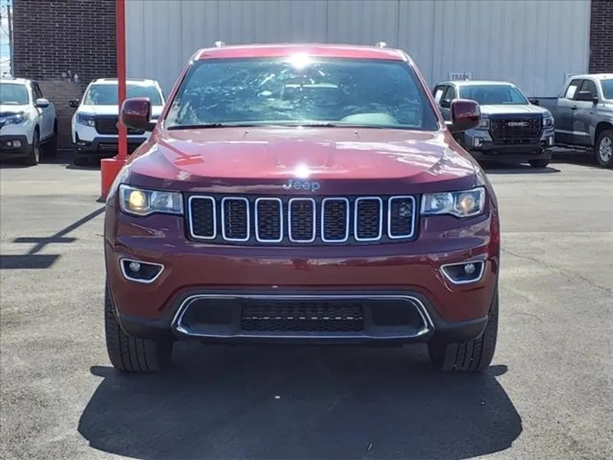 2021 Jeep Grand Cherokee Laredo X photo 1