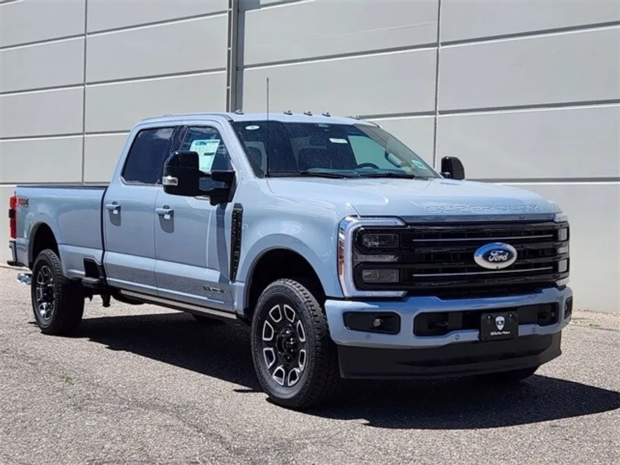 2025 Ford F-350 photo 1