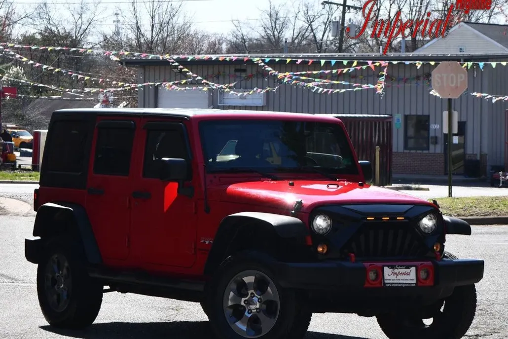 2018 Jeep Wrangler Unlimited Sahara photo 1