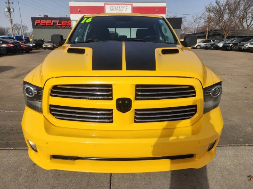 2016 Ram 1500 Sport photo 1