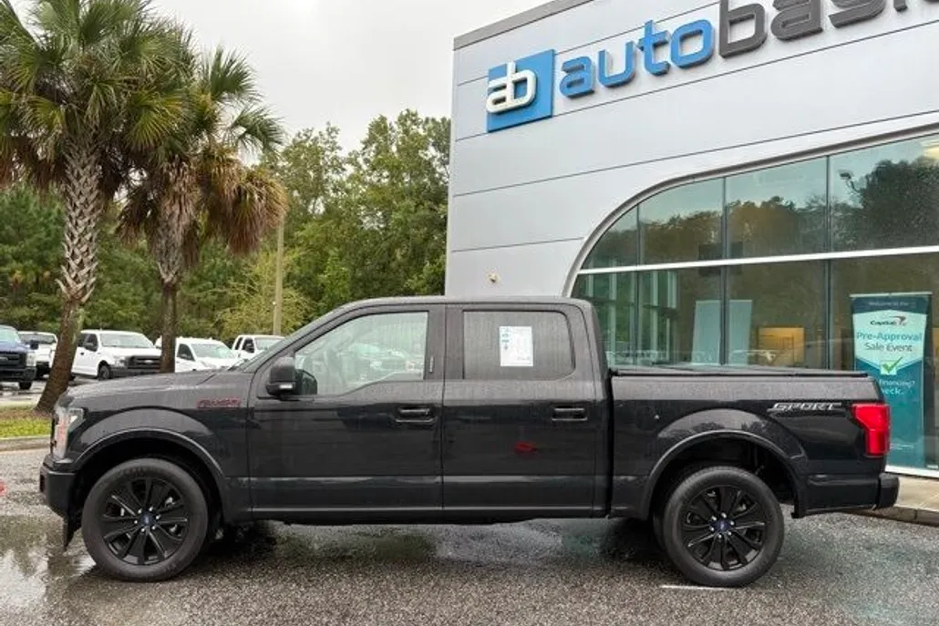 2019 Ford F-150 XLT photo 1