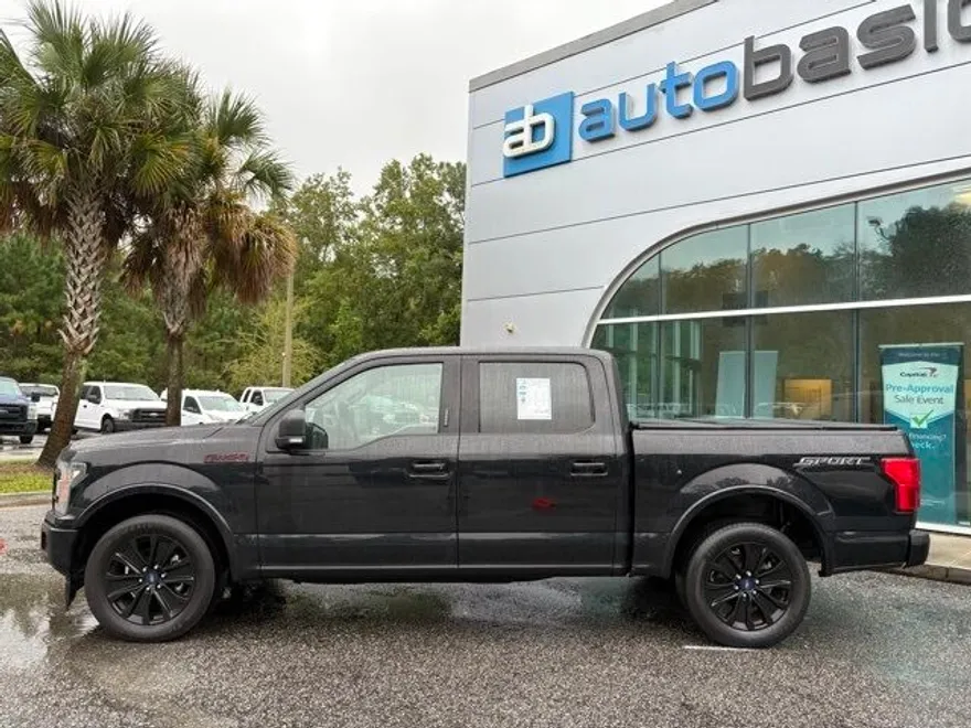 2019 Ford F-150 XLT photo 1