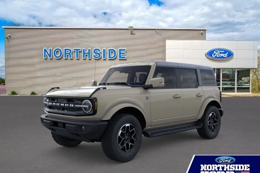 2025 Ford Bronco Outer Banks photo 1