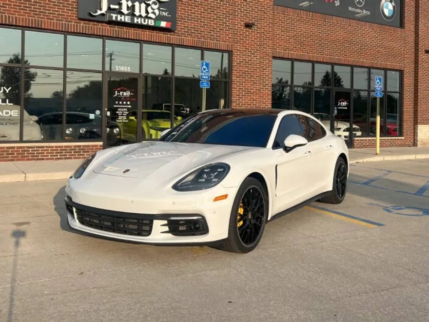 2017 Porsche Panamera 4S photo 1