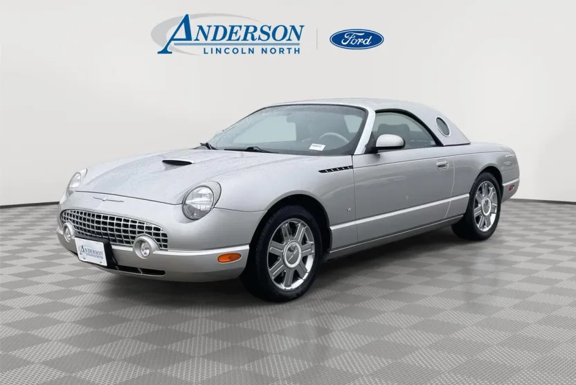 2004 Ford Thunderbird Deluxe photo 1