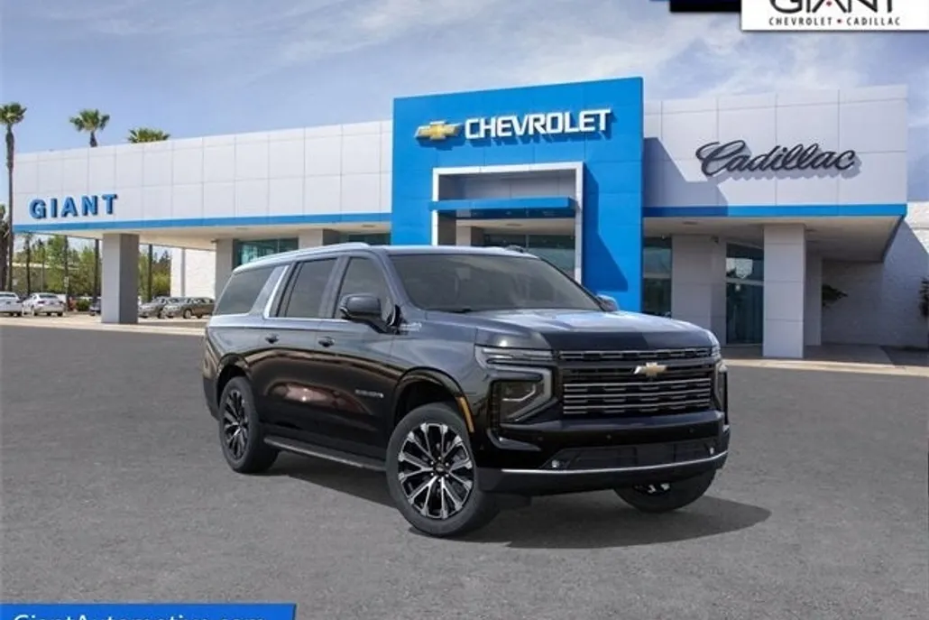2026 Chevrolet Suburban High Country photo 1