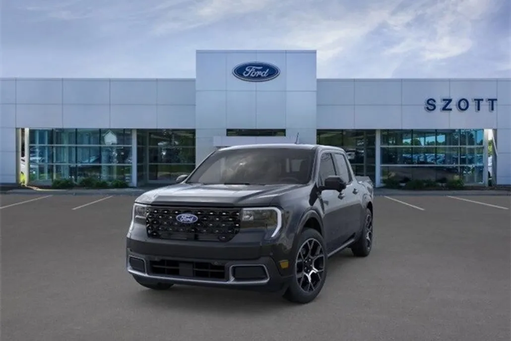 2025 Ford Maverick Lariat photo 1