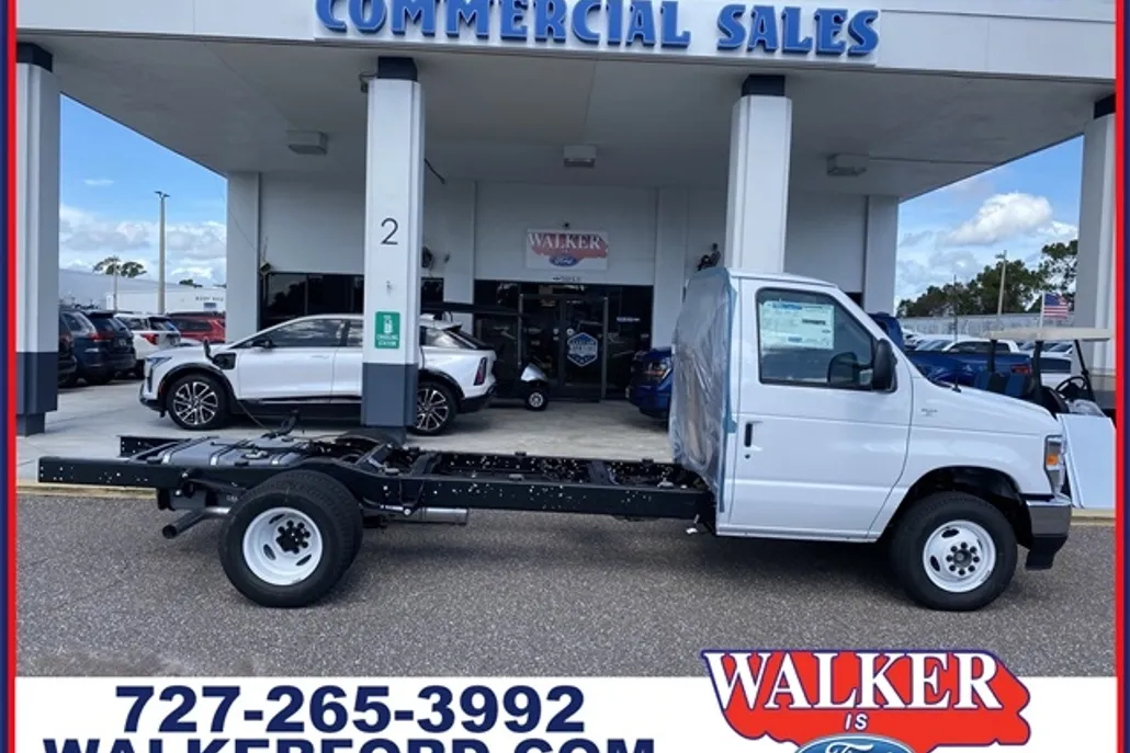 2026 Ford E-350 Base photo 1
