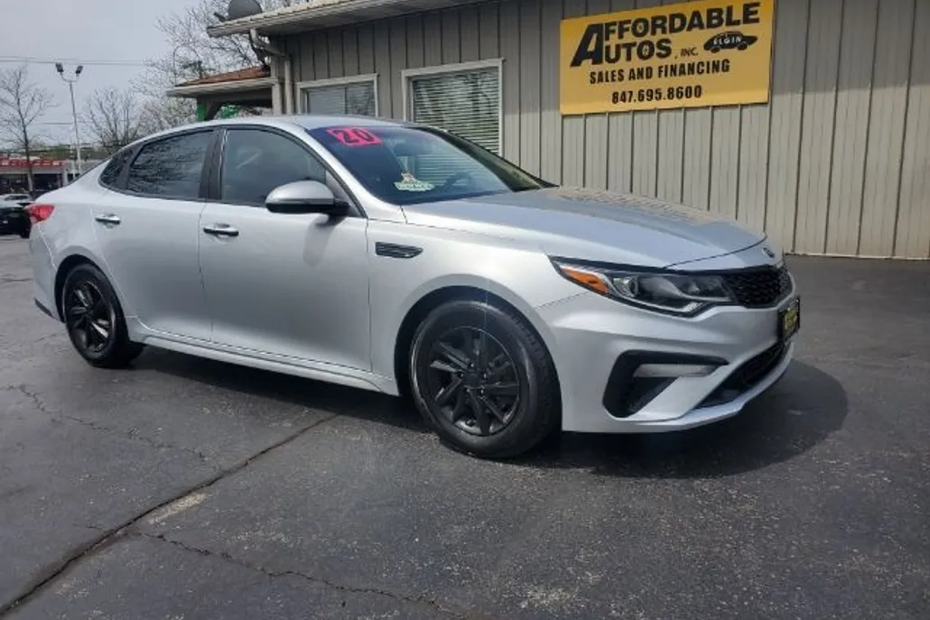 2020 Kia Optima LX photo 1