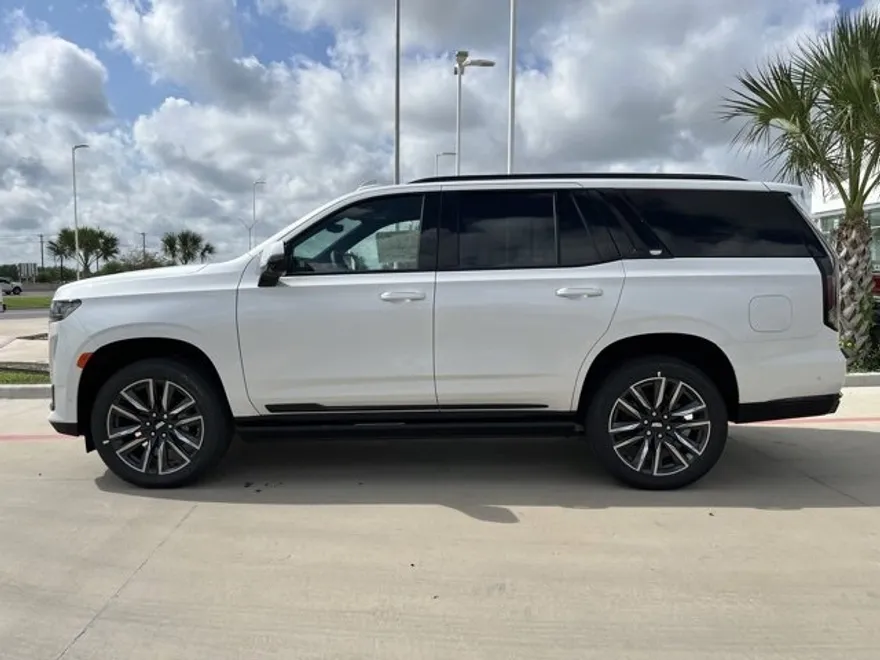 2024 Cadillac Escalade Sport photo 1