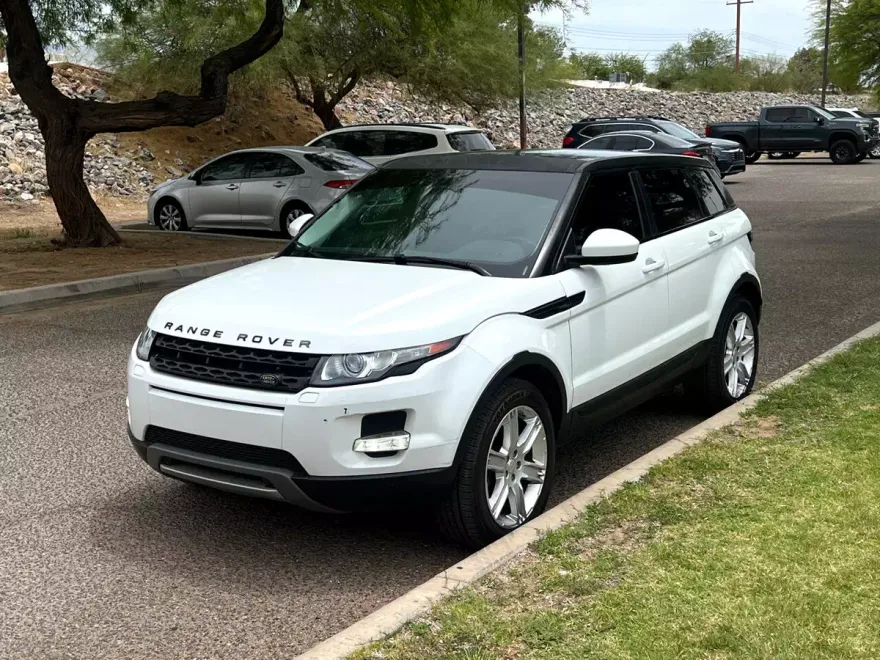 2014 Land Rover Range Rover Evoque Pure Plus photo 1