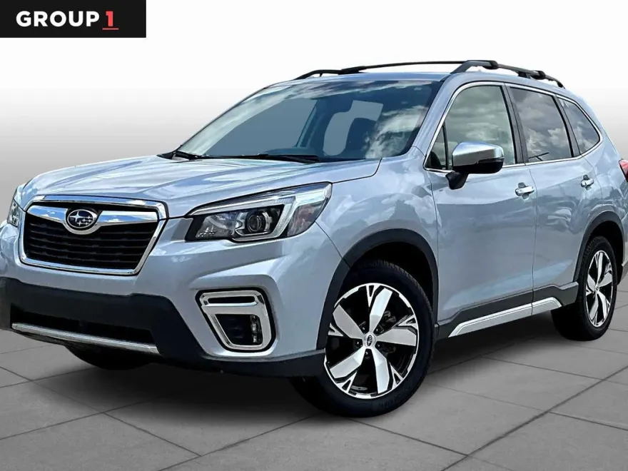 2019 Subaru Forester Touring photo 1