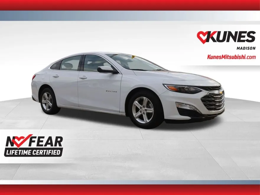 2023 Chevrolet Malibu 1LT photo 1