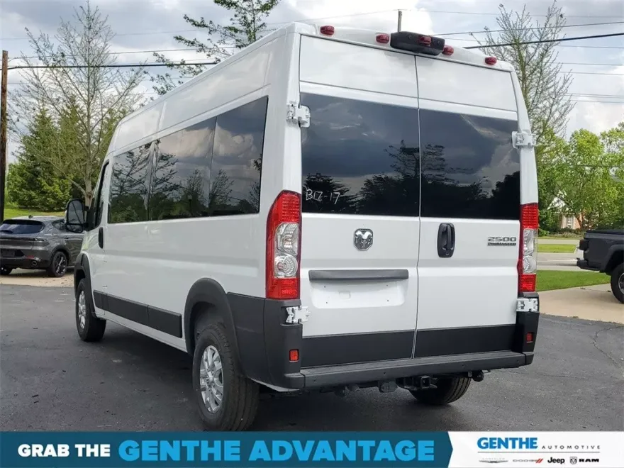 2024 Ram ProMaster 2500 Window Van photo 1