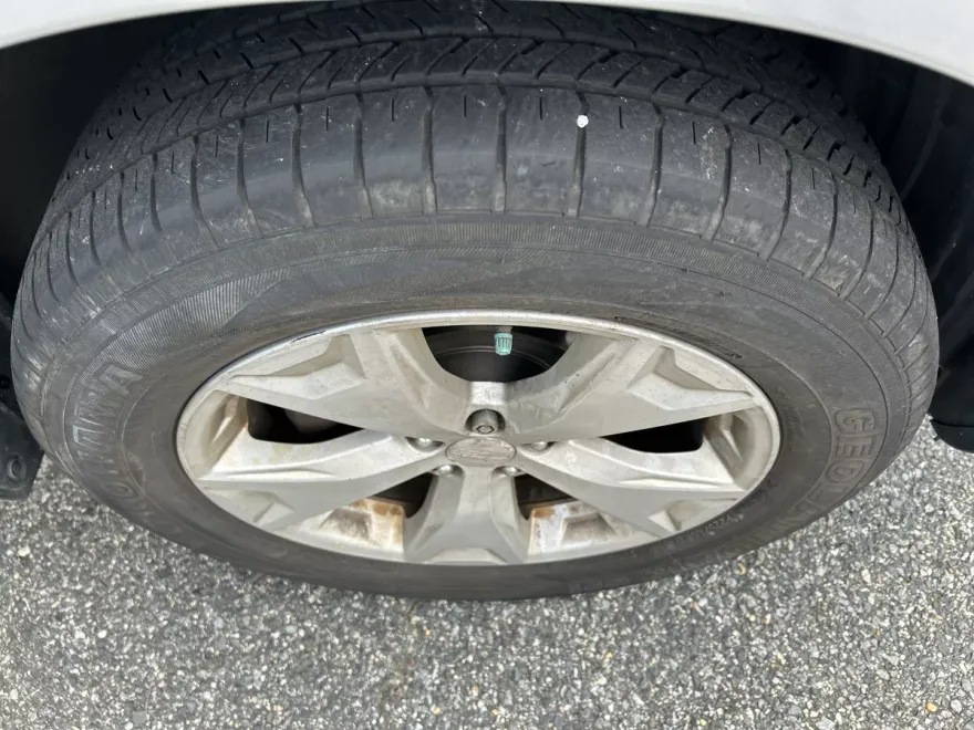 2016 Subaru Forester 2.5i photo 1