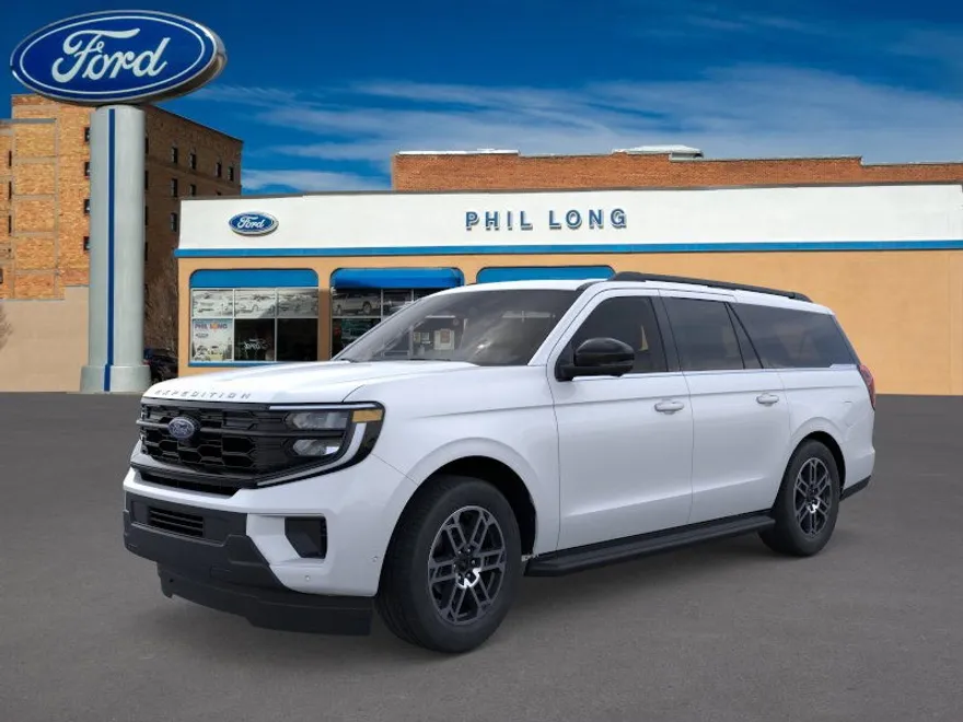 2025 Ford Expedition MAX photo 1