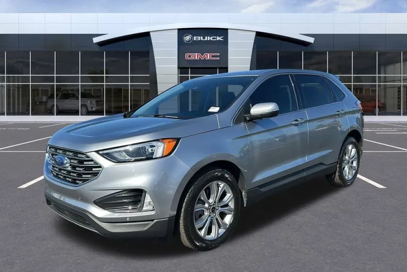 2024 Ford Edge Titanium photo 1
