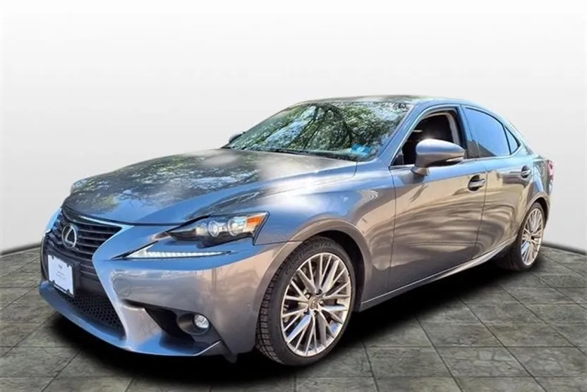 2016 Lexus IS 300 photo 1
