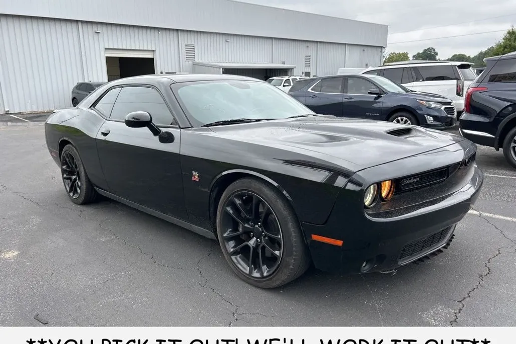 2021 Dodge Challenger R/T Scat Pack photo 1