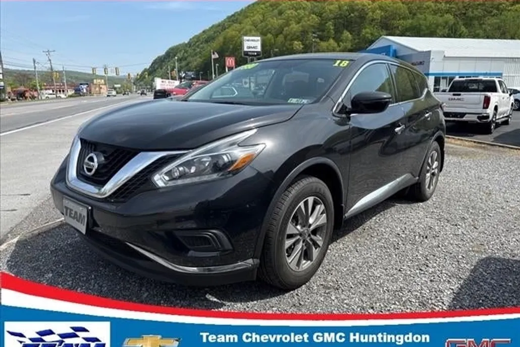 2018 Nissan Murano S photo 1
