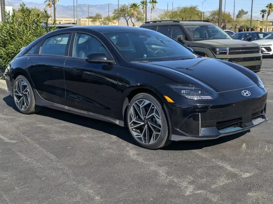 2024 Hyundai Ioniq 6 SEL photo 1