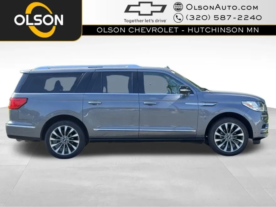 2021 Lincoln Navigator Reserve L photo 1