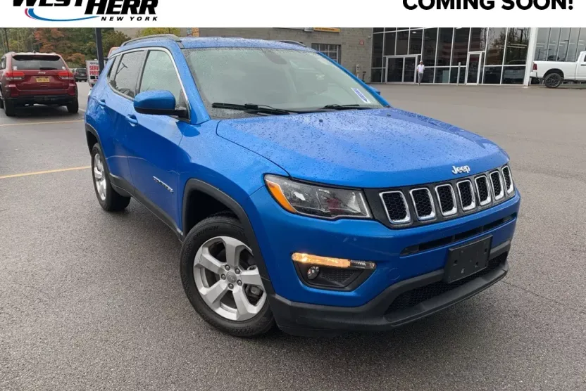 2020 Jeep Compass Latitude photo 1