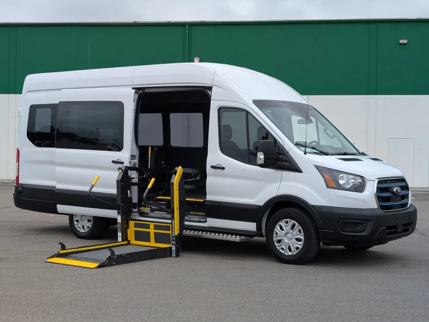 2023 Ford Transit photo 1