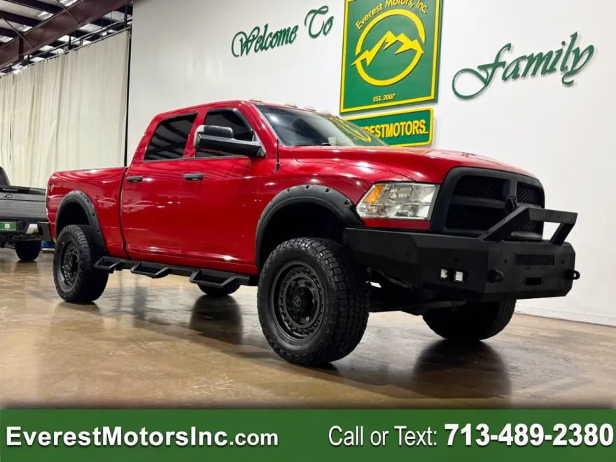 2018 Ram 2500 ST Tradesman photo 1