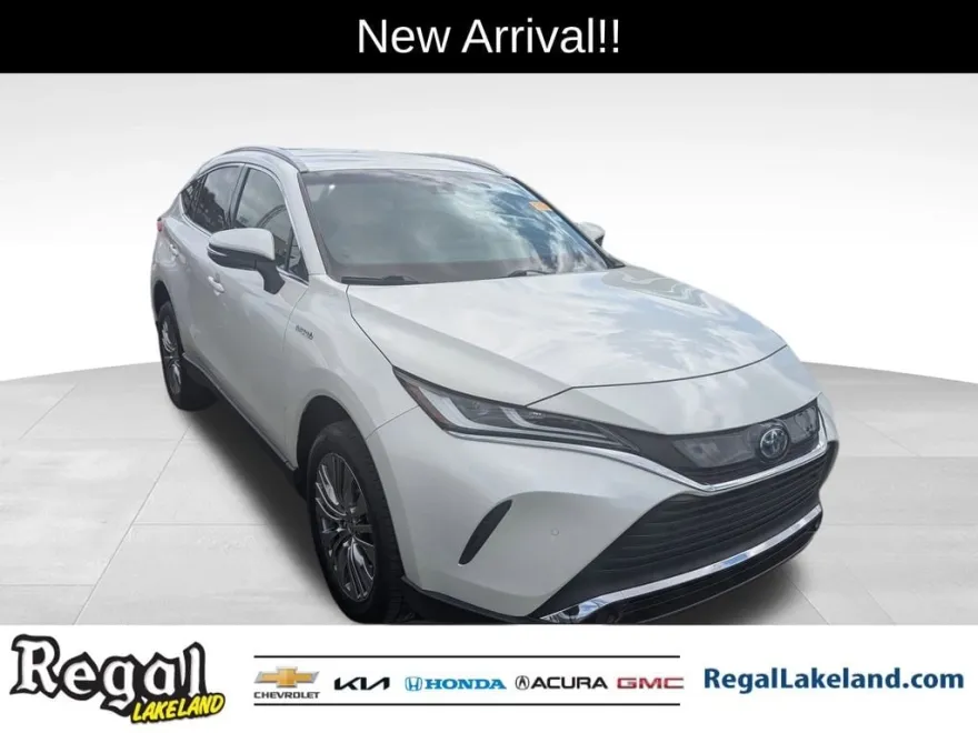 2021 Toyota Venza XLE photo 1
