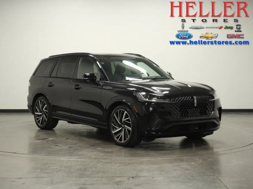 2025 Lincoln Aviator Black Label photo 1